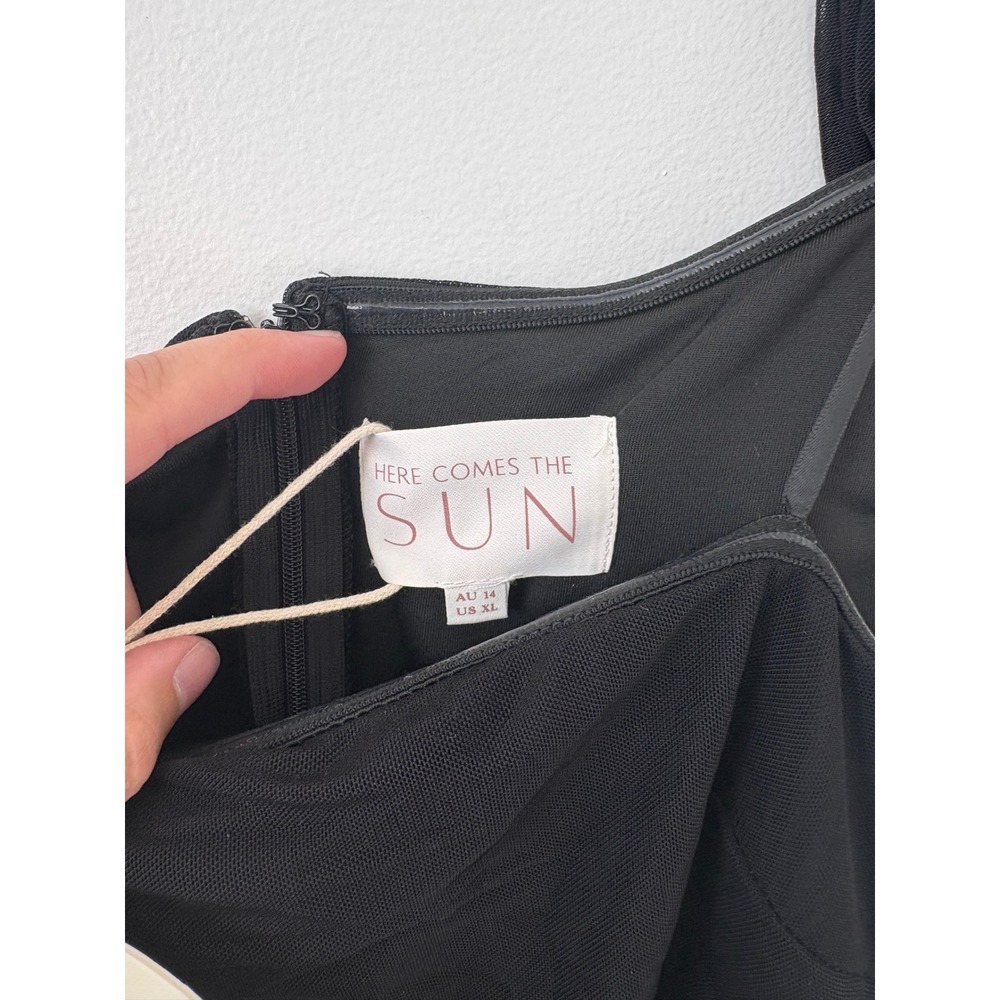 Women's - Here Comes The Sun Black Dress – Size XL – NWT – Slim Fit – Elegant - Picture 5 of 7